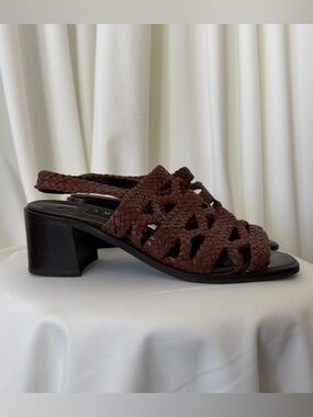 VTG 90s Amalfi Italy Brown Woven Leather Block Heel Slingback Sandals Size 7B